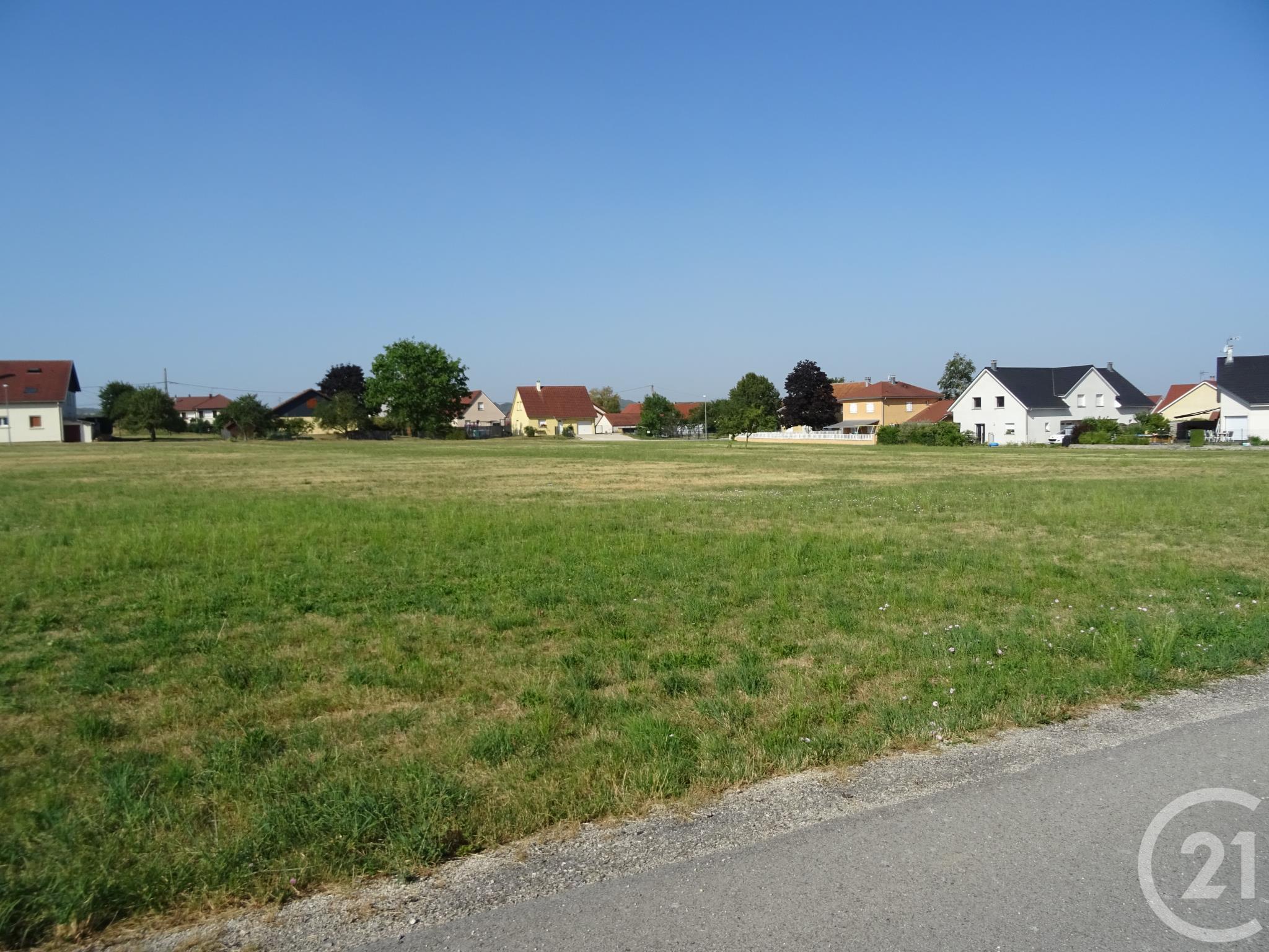 Terrain à vendre - 701 m2 - TARCENAY - 25 - FRANCHE-COMTE