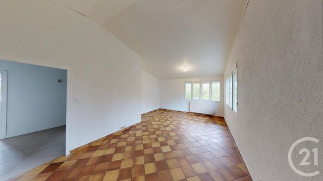 Appartement F4 à louer - 4 pièces - 92.0 m2 - VALDAHON - 25 - FRANCHE-COMTE - Century 21 Avenir Immobilier