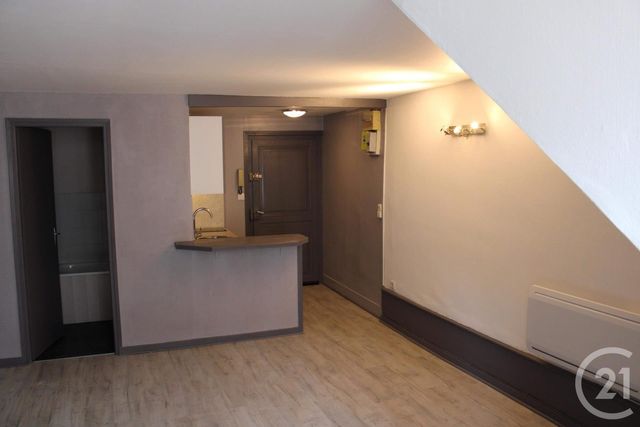 Appartement F1 à louer - 1 pièce - 24.85 m2 - ORNANS - 25 - FRANCHE-COMTE - Century 21 L'Immobilier Du Plateau