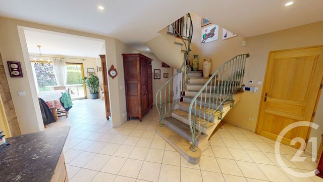 maison à vendre - 9 pièces - 213.0 m2 - VALDAHON - 25 - FRANCHE-COMTE - Century 21 Avenir Immobilier