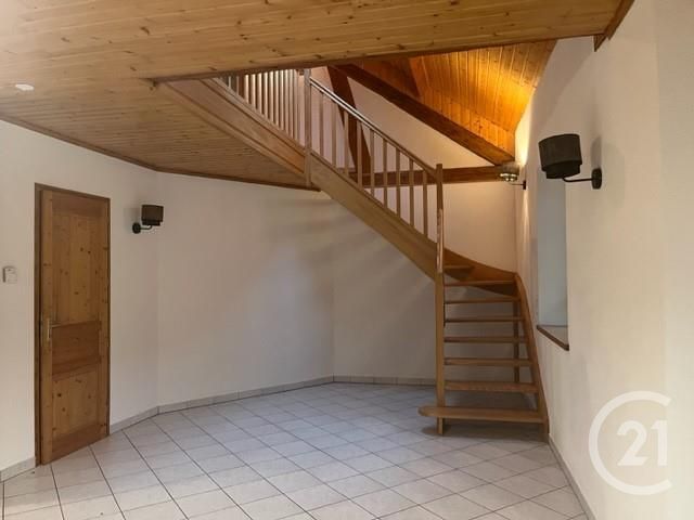 Appartement F3 à louer - 3 pièces - 90.5 m2 - ORCHAMPS VENNES - 25 - FRANCHE-COMTE - Century 21 L'Immobilier Du Plateau