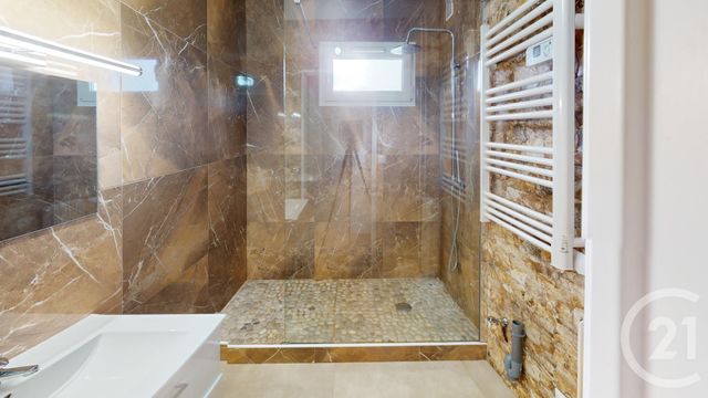 Appartement F4 à vendre - 4 pièces - 79.0 m2 - VALDAHON - 25 - FRANCHE-COMTE - Century 21 Avenir Immobilier