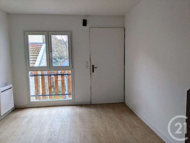 Appartement à louer - 3 pièces - 45.0 m2 - ORNANS - 25 - FRANCHE-COMTE - Century 21 Avenir Immobilier