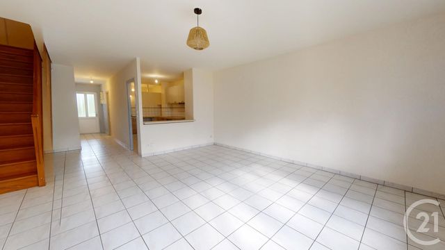 Appartement à louer - 3 pièces - 85.0 m2 - VALDAHON - 25 - FRANCHE-COMTE - Century 21 Avenir Immobilier
