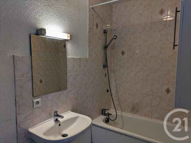 Appartement F2 à louer - 2 pièces - 49.3 m2 - ETALANS - 25 - FRANCHE-COMTE - Century 21 Avenir Immobilier