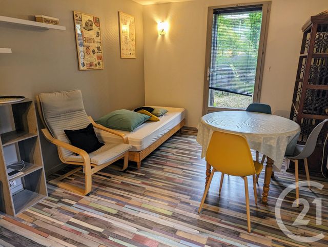 Appartement à louer - 2 pièces - 30.0 m2 - ORNANS - 25 - FRANCHE-COMTE - Century 21 Avenir Immobilier