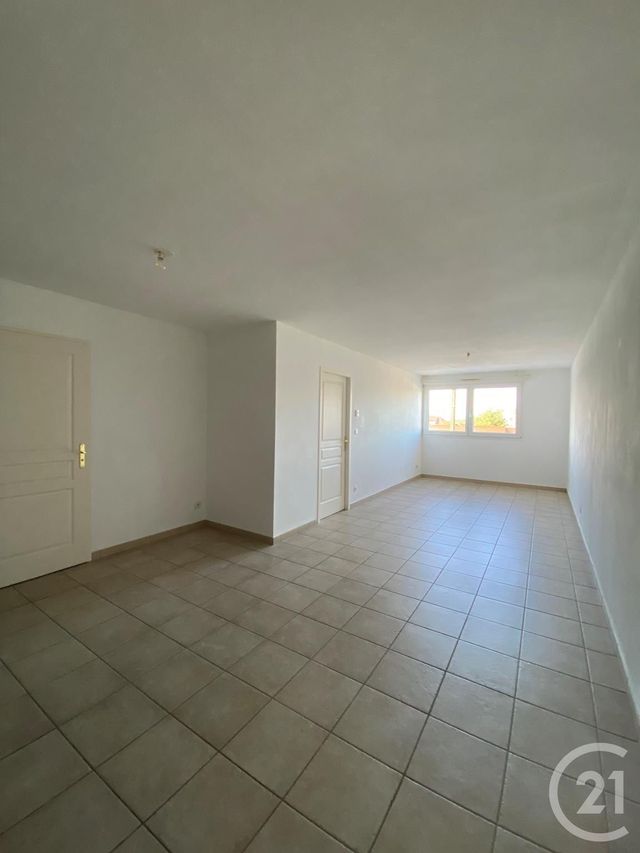 Appartement F2 à louer - 2 pièces - 48.5 m2 - VALDAHON - 25 - FRANCHE-COMTE - Century 21 Avenir Immobilier