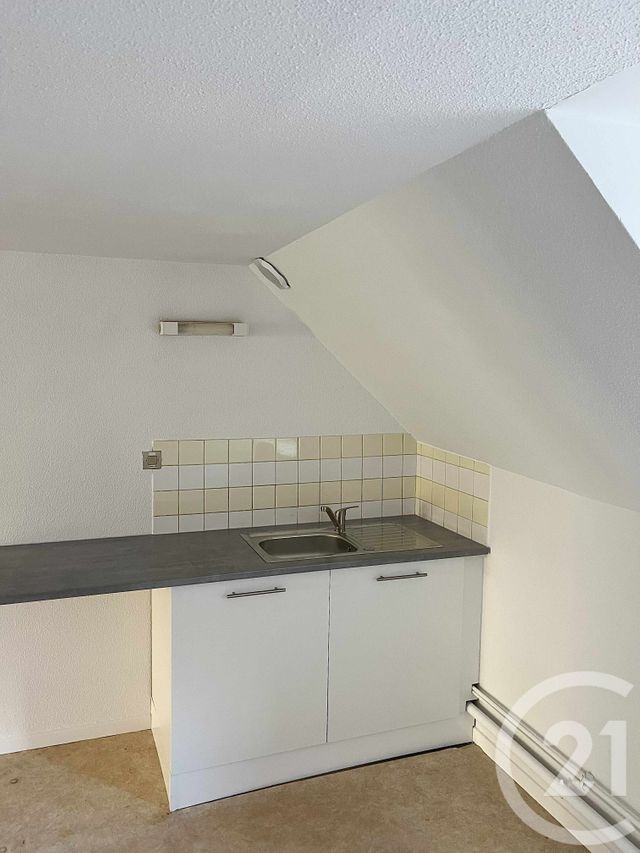 Appartement T2 à louer - 2 pièces - 46.0 m2 - ORNANS - 25 - FRANCHE-COMTE - Century 21 Avenir Immobilier