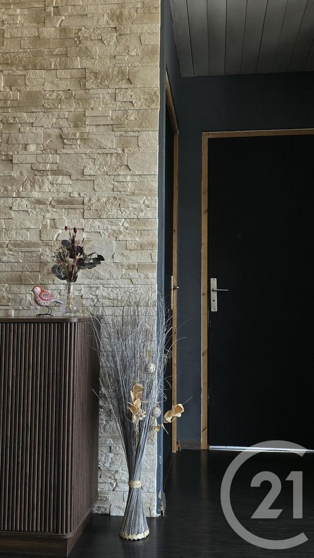 Appartement F4 à vendre - 4 pièces - 93.34 m2 - ORCHAMPS VENNES - 25 - FRANCHE-COMTE - Century 21 Avenir Immobilier