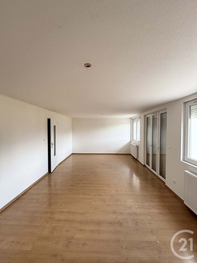 Appartement F4 à louer - 4 pièces - 87.27 m2 - ORCHAMPS VENNES - 25 - FRANCHE-COMTE - Century 21 Avenir Immobilier
