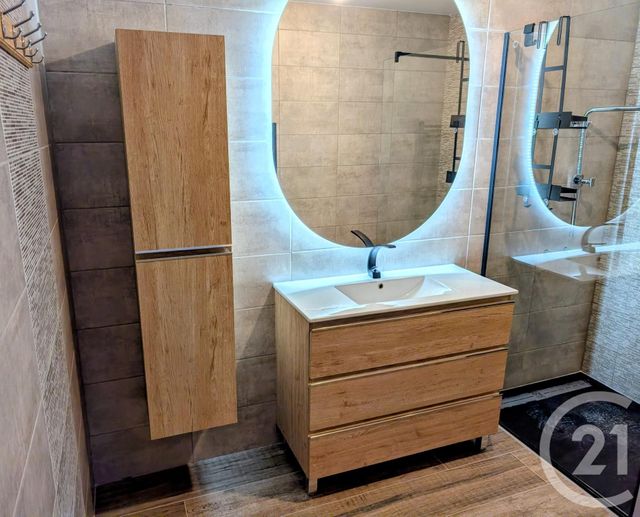 Appartement à louer - 6 pièces - 147.67 m2 - LORAY - 25 - FRANCHE-COMTE - Century 21 Avenir Immobilier