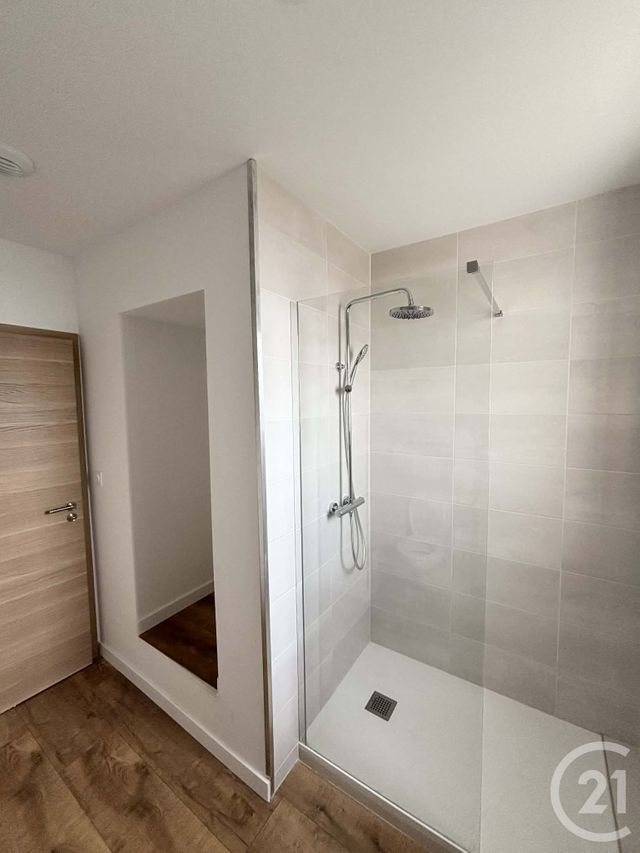 Appartement F3 à louer - 3 pièces - 65.54 m2 - LORAY - 25 - FRANCHE-COMTE - Century 21 Avenir Immobilier