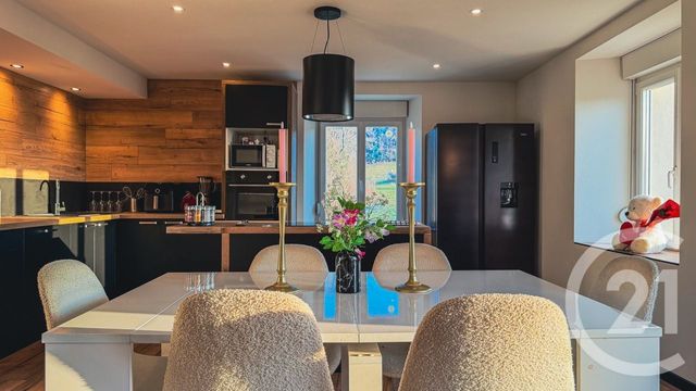 Appartement T3 à vendre - 3 pièces - 82.0 m2 - ORCHAMPS VENNES - 25 - FRANCHE-COMTE - Century 21 Avenir Immobilier