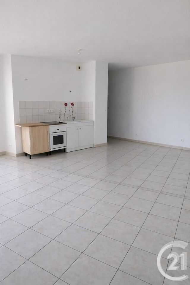Appartement F2 à louer - 2 pièces - 57.21 m2 - VALDAHON - 25 - FRANCHE-COMTE - Century 21 Avenir Immobilier