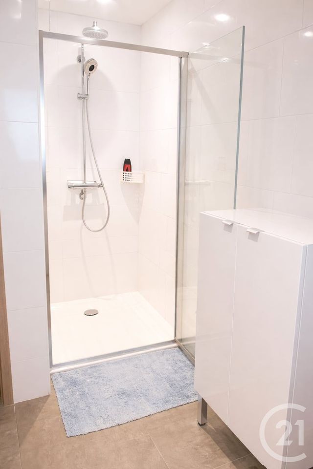 Appartement à louer - 2 pièces - 60.0 m2 - VALDAHON - 25 - FRANCHE-COMTE - Century 21 Avenir Immobilier