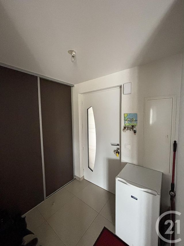 Appartement F3 à louer - 3 pièces - 85.5 m2 - ETALANS - 25 - FRANCHE-COMTE - Century 21 Avenir Immobilier