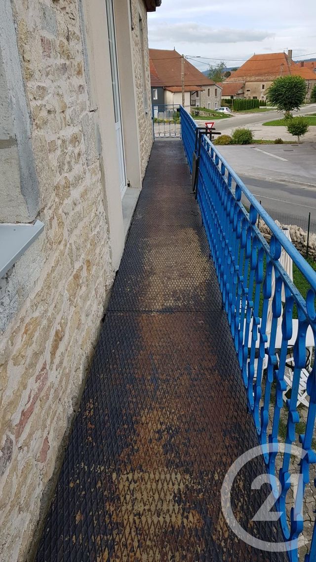Appartement F4 à louer - 4 pièces - 81.0 m2 - AVOUDREY - 25 - FRANCHE-COMTE - Century 21 Avenir Immobilier