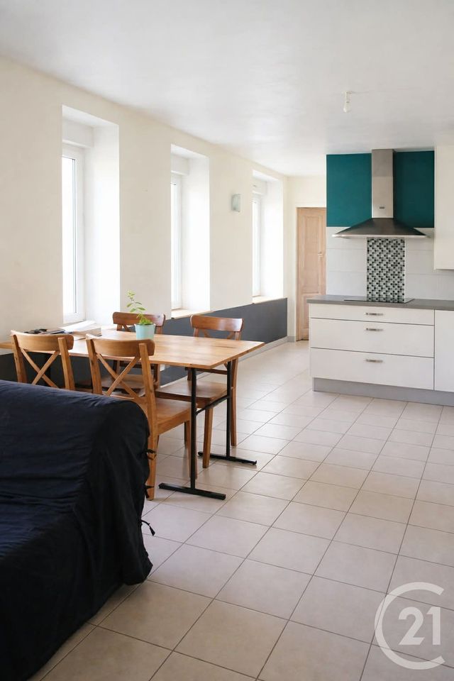 Appartement F2 à louer - 2 pièces - 37.4 m2 - VALDAHON - 25 - FRANCHE-COMTE - Century 21 Avenir Immobilier