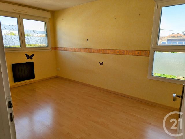 Appartement F4 à louer - 4 pièces - 92.0 m2 - VALDAHON - 25 - FRANCHE-COMTE - Century 21 Avenir Immobilier