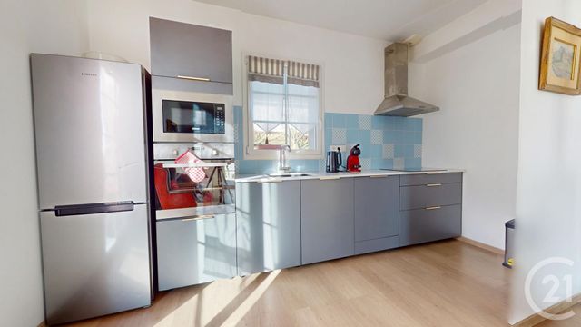 maison à louer - 6 pièces - 120.0 m2 - LAVIRON - 25 - FRANCHE-COMTE - Century 21 Avenir Immobilier