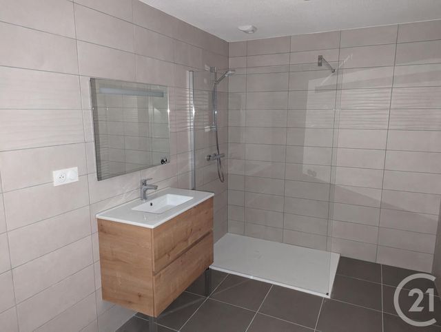 Appartement à louer - 4 pièces - 107.25 m2 - PIERREFONTAINE LES VARANS - 25 - FRANCHE-COMTE - Century 21 Avenir Immobilier