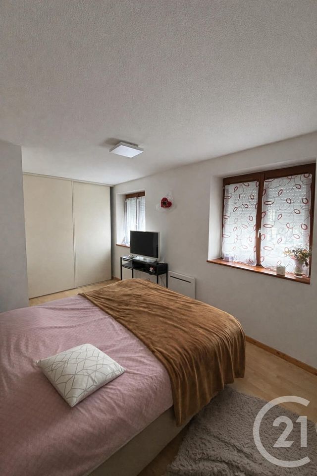 Appartement à louer - 3 pièces - 65.0 m2 - VERCEL VILLEDIEU LE CAMP - 25 - FRANCHE-COMTE - Century 21 Avenir Immobilier
