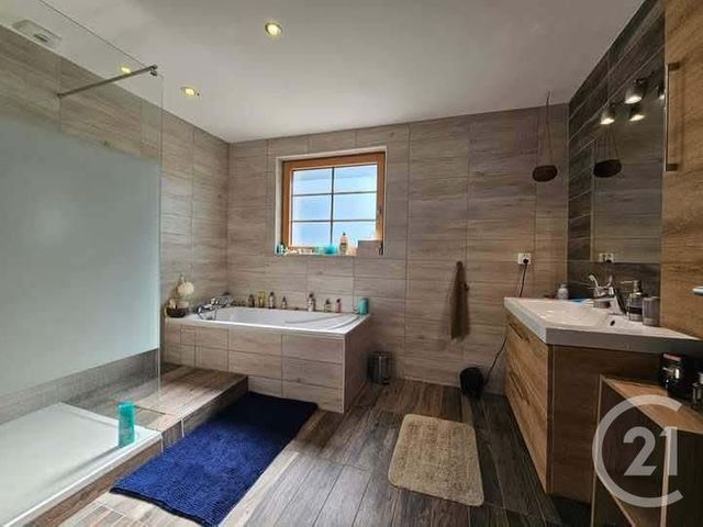 maison à louer - 5 pièces - 157.0 m2 - GUYANS VENNES - 25 - FRANCHE-COMTE - Century 21 Avenir Immobilier