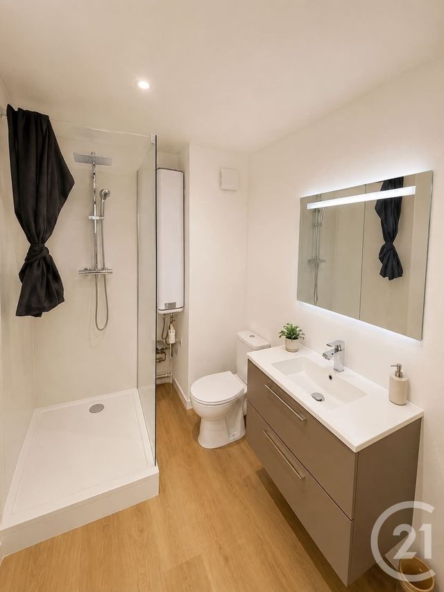 Appartement à louer - 3 pièces - 45.0 m2 - ORNANS - 25 - FRANCHE-COMTE - Century 21 Avenir Immobilier