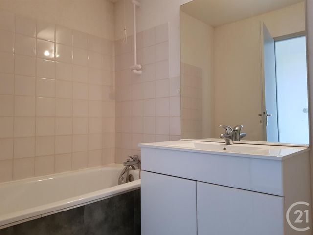 Appartement F3 à louer - 3 pièces - 71.26 m2 - VALDAHON - 25 - FRANCHE-COMTE - Century 21 Avenir Immobilier