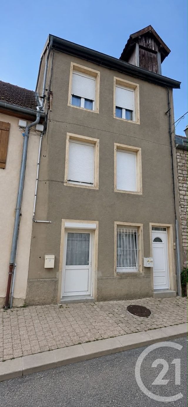 Appartement F1 à louer - 1 pièce - 32.0 m2 - ORNANS - 25 - FRANCHE-COMTE - Century 21 Avenir Immobilier