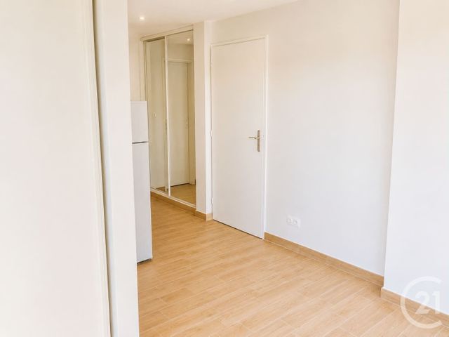 Appartement F1 à louer - 1 pièce - 32.0 m2 - ORNANS - 25 - FRANCHE-COMTE - Century 21 Avenir Immobilier
