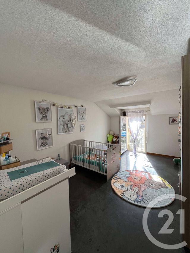 Appartement F3 à louer - 4 pièces - 135.0 m2 - VERNIERFONTAINE - 25 - FRANCHE-COMTE - Century 21 Avenir Immobilier