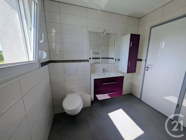 Appartement à louer - 3 pièces - 80.0 m2 - AVOUDREY - 25 - FRANCHE-COMTE - Century 21 Avenir Immobilier