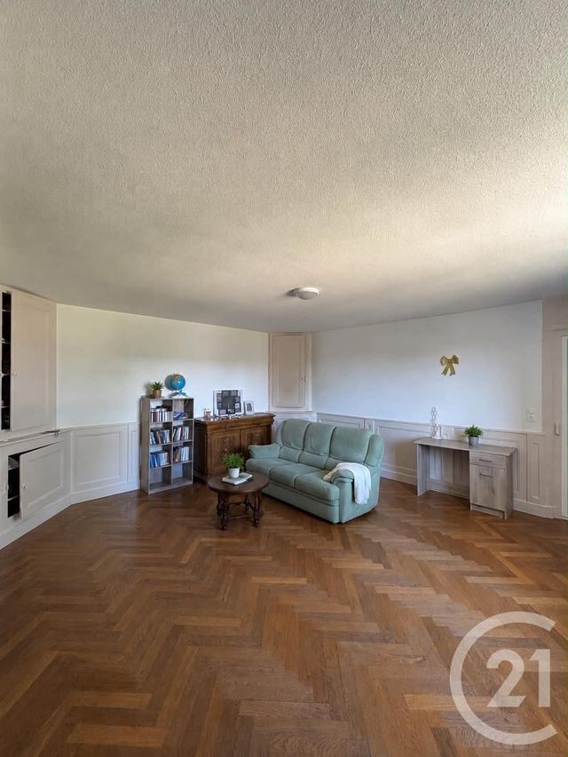Appartement à louer - 4 pièces - 105.0 m2 - AVOUDREY - 25 - FRANCHE-COMTE - Century 21 Avenir Immobilier