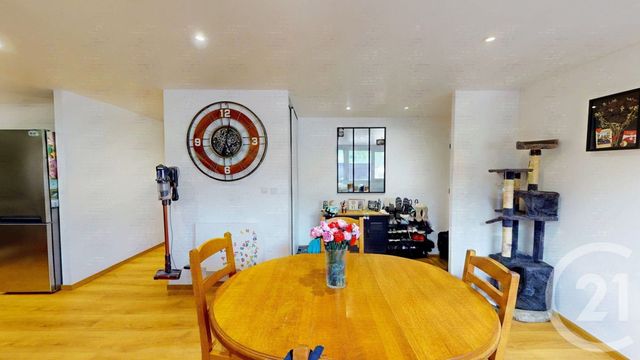 Appartement à vendre - 3 pièces - 61.0 m2 - VALDAHON - 25 - FRANCHE-COMTE - Century 21 Avenir Immobilier