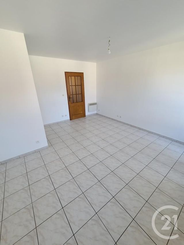 Appartement F1 à louer - 1 pièce - 29.4 m2 - VALDAHON - 25 - FRANCHE-COMTE - Century 21 Avenir Immobilier