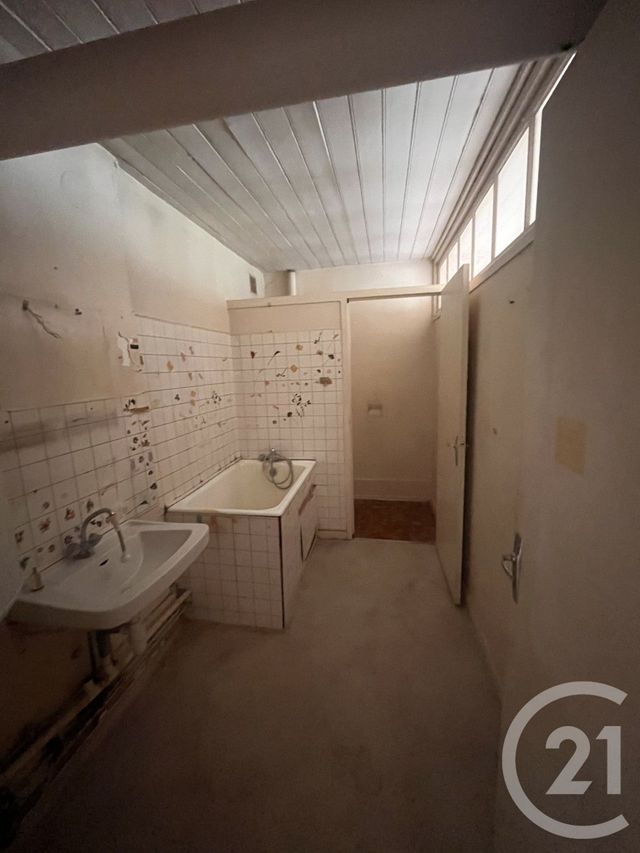 Appartement F3 à vendre - 3 pièces - 62.0 m2 - ORCHAMPS VENNES - 25 - FRANCHE-COMTE - Century 21 Avenir Immobilier
