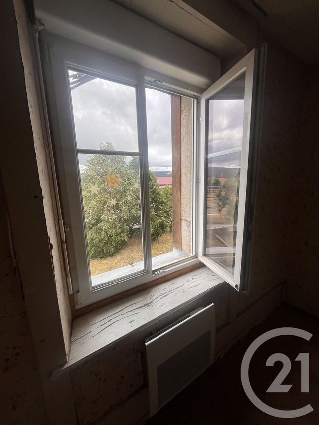 Appartement F3 à vendre - 3 pièces - 62.0 m2 - ORCHAMPS VENNES - 25 - FRANCHE-COMTE - Century 21 Avenir Immobilier