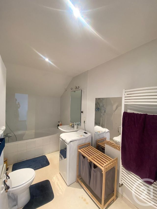 Appartement F6 à louer - 6 pièces - 116.3 m2 - VERCEL VILLEDIEU LE CAMP - 25 - FRANCHE-COMTE - Century 21 Avenir Immobilier
