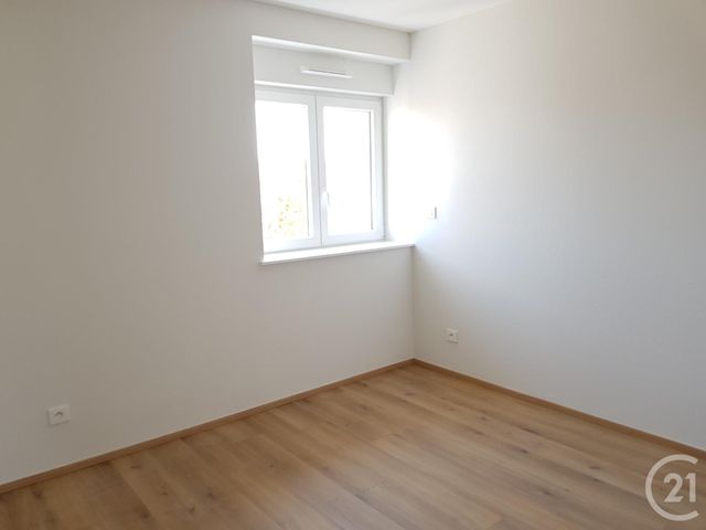 Appartement F4 à louer - 4 pièces - 94.4 m2 - VALDAHON - 25 - FRANCHE-COMTE - Century 21 Avenir Immobilier