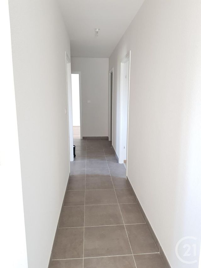 Appartement F4 à louer - 4 pièces - 94.4 m2 - VALDAHON - 25 - FRANCHE-COMTE - Century 21 Avenir Immobilier