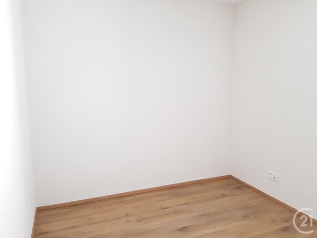 Appartement F4 à louer - 4 pièces - 94.4 m2 - VALDAHON - 25 - FRANCHE-COMTE - Century 21 Avenir Immobilier