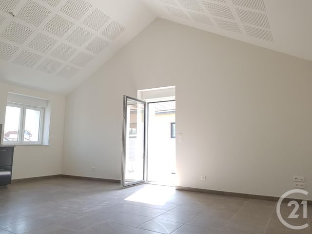Appartement F4 à louer - 4 pièces - 94.4 m2 - VALDAHON - 25 - FRANCHE-COMTE - Century 21 Avenir Immobilier