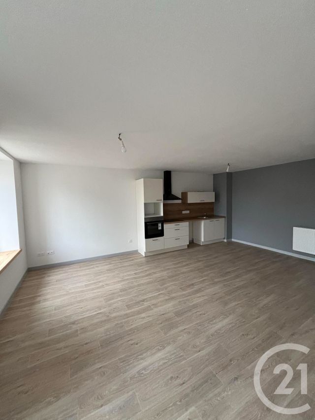 Appartement à louer - 2 pièces - 88.0 m2 - PIERREFONTAINE LES VARANS - 25 - FRANCHE-COMTE - Century 21 Avenir Immobilier