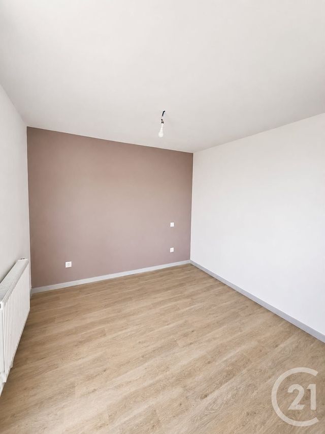 Appartement à louer - 2 pièces - 88.0 m2 - PIERREFONTAINE LES VARANS - 25 - FRANCHE-COMTE - Century 21 Avenir Immobilier