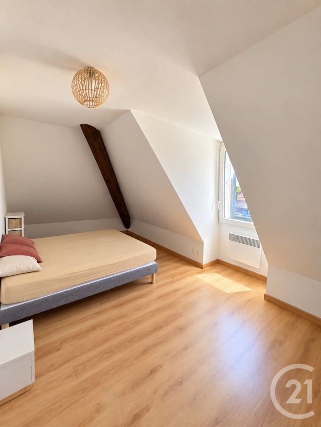 Appartement F4 à louer - 4 pièces - 77.0 m2 - AVOUDREY - 25 - FRANCHE-COMTE - Century 21 Avenir Immobilier