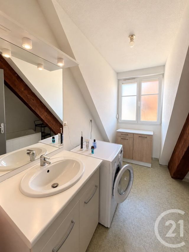 Appartement F4 à louer - 4 pièces - 77.0 m2 - AVOUDREY - 25 - FRANCHE-COMTE - Century 21 Avenir Immobilier