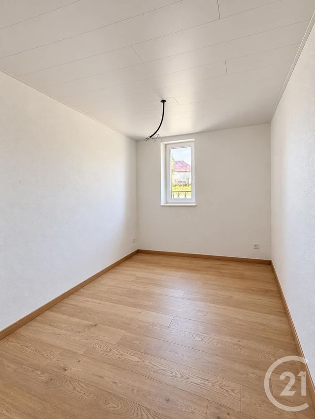 Appartement F4 à louer - 4 pièces - 160.0 m2 - EPENOUSE - 25 - FRANCHE-COMTE - Century 21 Avenir Immobilier