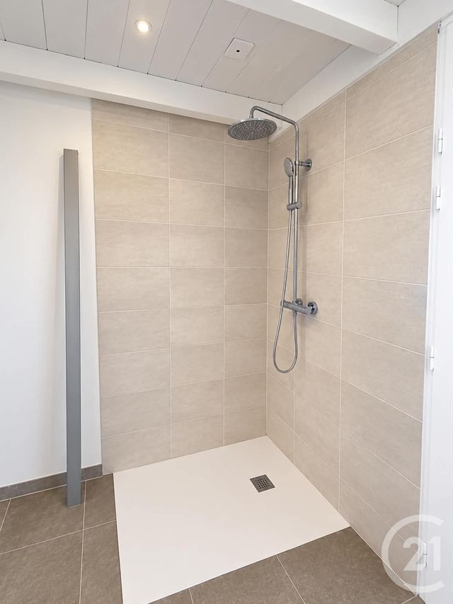 Appartement F4 à louer - 4 pièces - 160.0 m2 - EPENOUSE - 25 - FRANCHE-COMTE - Century 21 Avenir Immobilier