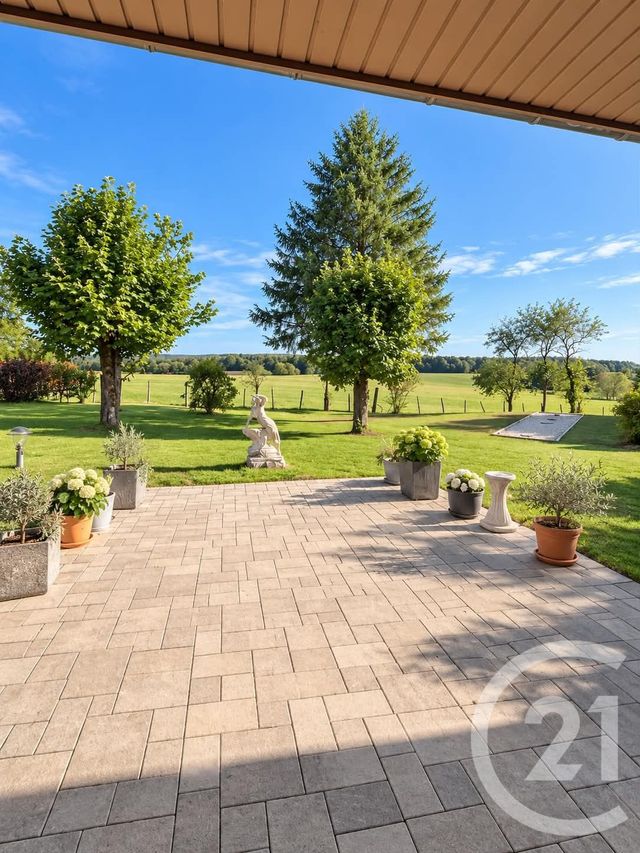 Appartement F4 à louer - 4 pièces - 160.0 m2 - EPENOUSE - 25 - FRANCHE-COMTE - Century 21 Avenir Immobilier